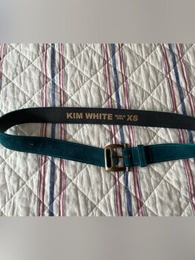 Blue suede Kim White Belt